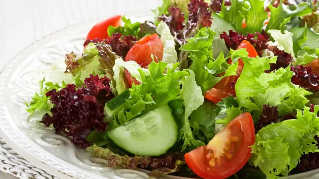 ensalada saludable para relajación